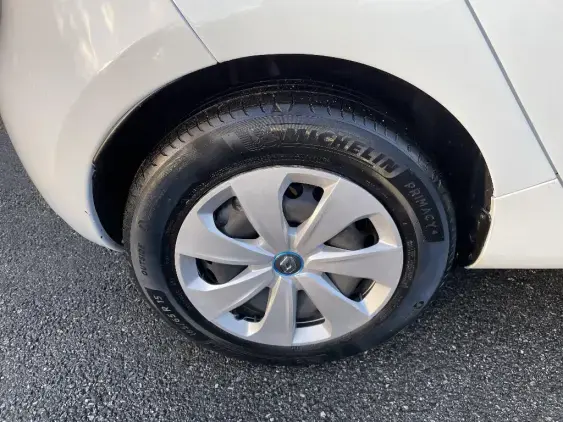 RENAULT ZOE - voiture d'occasion - Photo 25