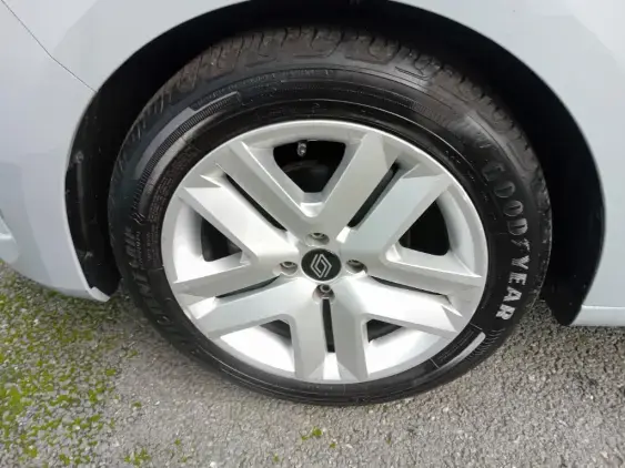 RENAULT CLIO V - voiture d'occasion - Photo 20