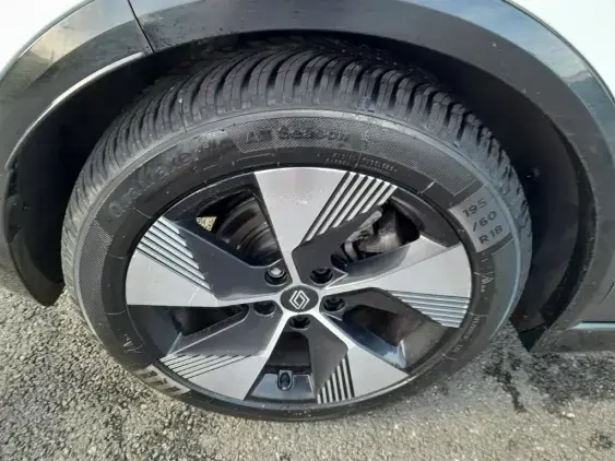 RENAULT MEGANE V - voiture d'occasion - Photo 22