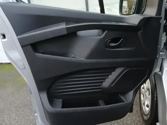 RENAULT TRAFIC III - voiture d'occasion - Photo 17