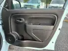 RENAULT TWINGO III - Photo 18