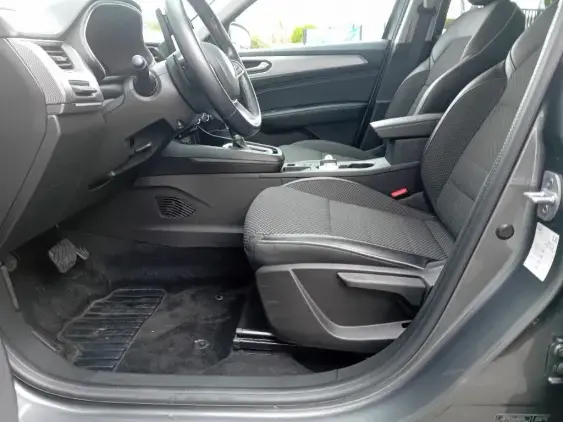 RENAULT ARKANA - voiture d'occasion - Photo 16