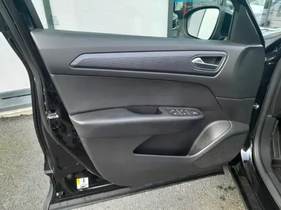 RENAULT ARKANA - voiture d'occasion - Photo 17