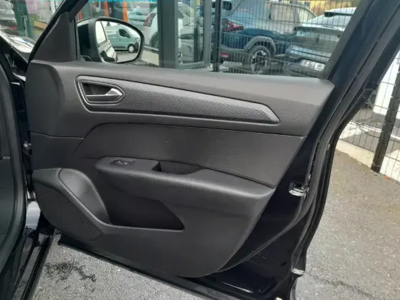 RENAULT ARKANA - voiture d'occasion - Photo 18