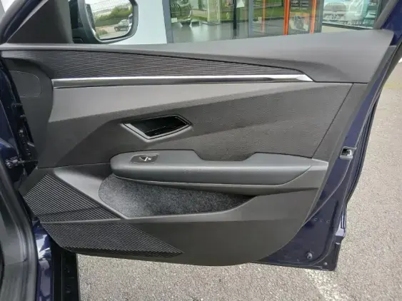 RENAULT MEGANE V - voiture d'occasion - Photo 18