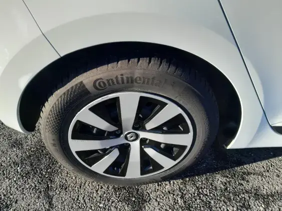 RENAULT CLIO V - voiture d'occasion - Photo 22