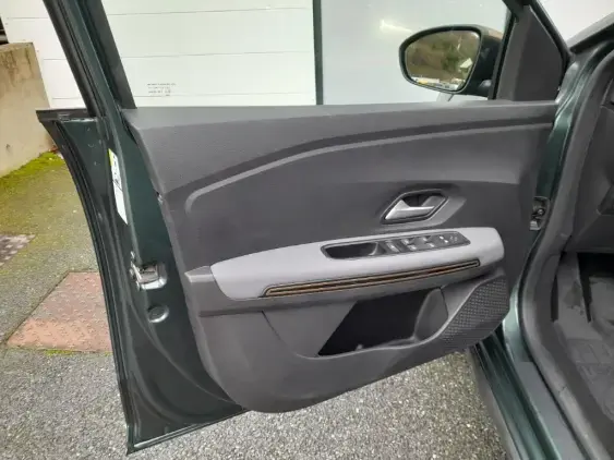 DACIA SANDERO III - voiture d'occasion - Photo 17