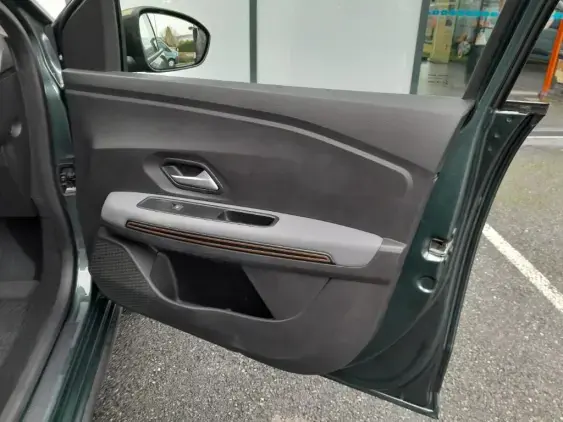 DACIA SANDERO III - voiture d'occasion - Photo 18