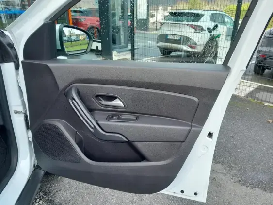 DACIA DUSTER II - voiture d'occasion - Photo 18