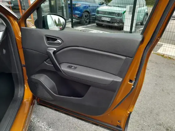 RENAULT CAPTUR II - voiture d'occasion - Photo 18