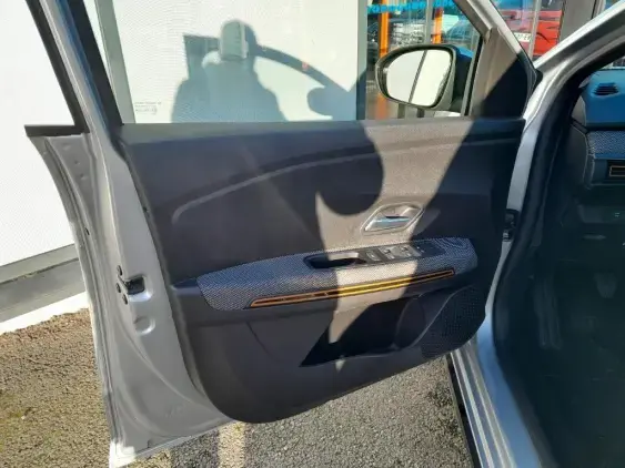 DACIA SANDERO III - voiture d'occasion - Photo 17