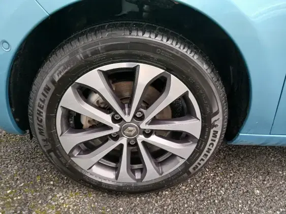 RENAULT ZOE - voiture d'occasion - Photo 20