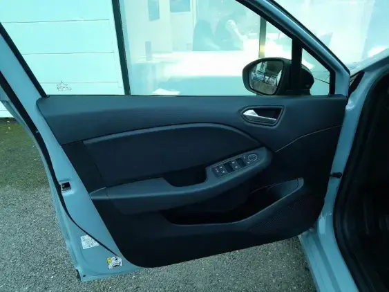 RENAULT CLIO V - voiture d'occasion - Photo 17