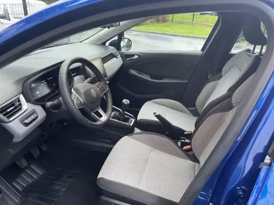 RENAULT CLIO V - voiture d'occasion - Photo 18