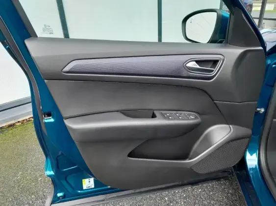 RENAULT ARKANA - voiture d'occasion - Photo 17