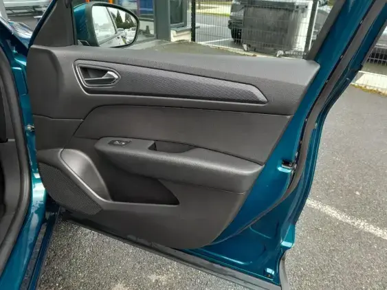 RENAULT ARKANA - voiture d'occasion - Photo 18