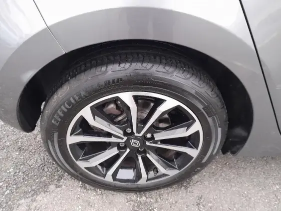 RENAULT CLIO V - voiture d'occasion - Photo 22