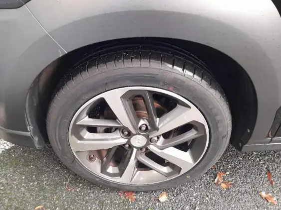 HYUNDAI KONA - voiture d'occasion - Photo 20