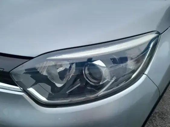 RENAULT CAPTUR - voiture d'occasion - Photo 19