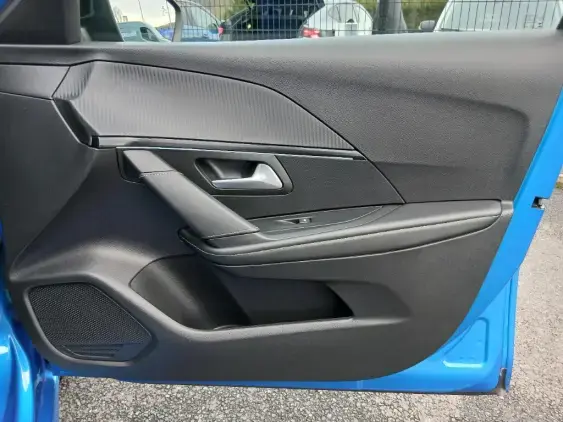 PEUGEOT 208 BUSINESS R II - voiture d'occasion - Photo 18