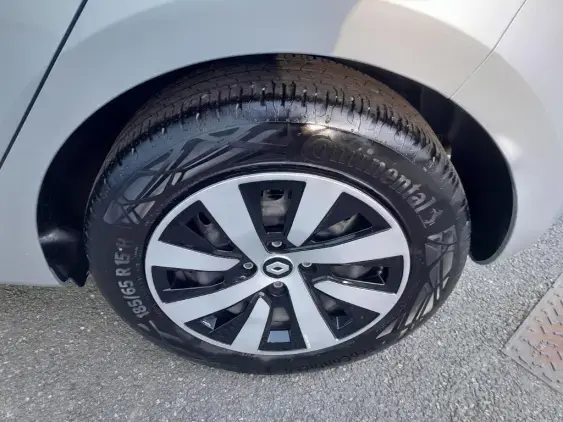 RENAULT CLIO V - voiture d'occasion - Photo 21