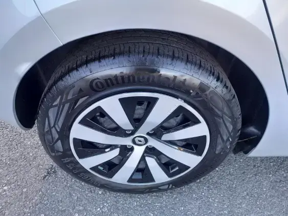 RENAULT CLIO V - voiture d'occasion - Photo 22