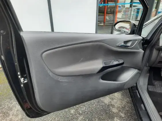 OPEL CORSA E - voiture d'occasion - Photo 17