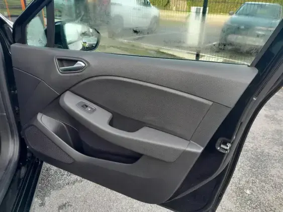 RENAULT CLIO V - voiture d'occasion - Photo 18