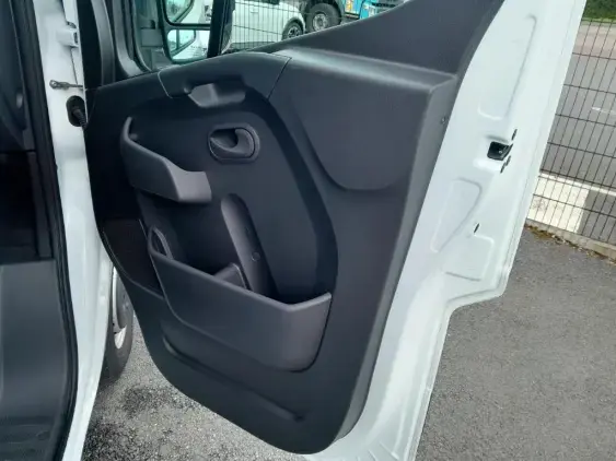 RENAULT MASTER III - voiture d'occasion - Photo 18