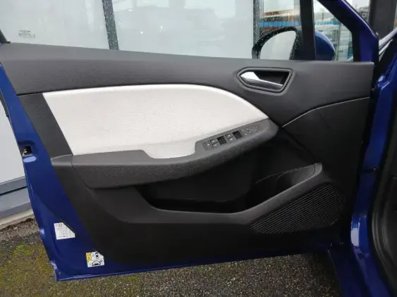 RENAULT CLIO V - voiture d'occasion - Photo 17