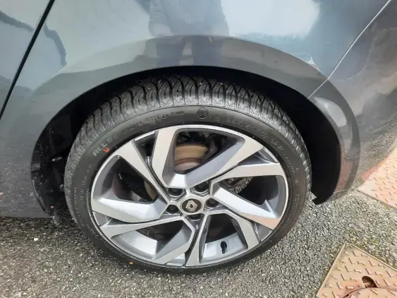 RENAULT MEGANE IV - voiture d'occasion - Photo 21