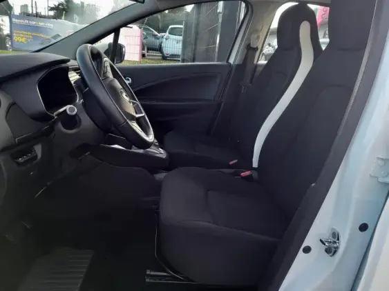 RENAULT ZOE - voiture d'occasion - Photo 16