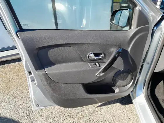 DACIA LOGAN II - voiture d'occasion - Photo 17