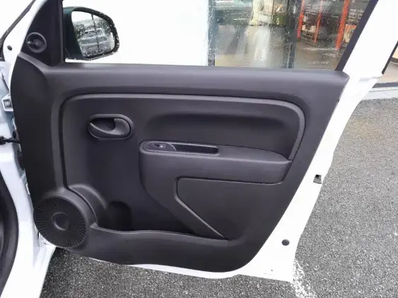 RENAULT TWINGO ELECTRIQUE III - voiture d'occasion - Photo 18