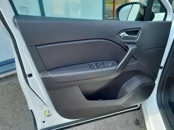 RENAULT CAPTUR II - voiture d'occasion - Photo 17