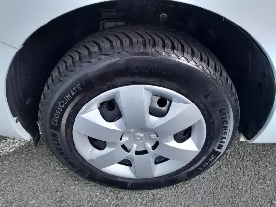 RENAULT KANGOO II - voiture d'occasion - Photo 20