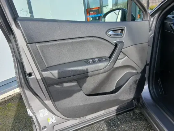 RENAULT CAPTUR II - voiture d'occasion - Photo 18