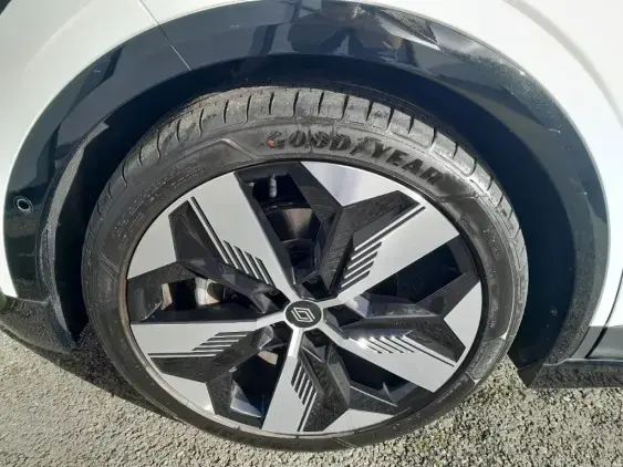 RENAULT MEGANE V - voiture d'occasion - Photo 20