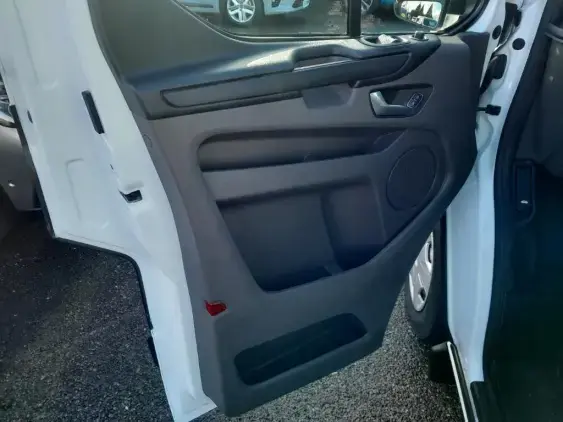 FORD TRANSIT CUSTOM - voiture d'occasion - Photo 17