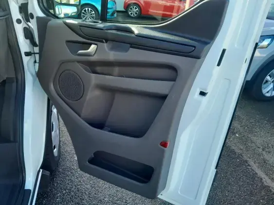 FORD TRANSIT CUSTOM - voiture d'occasion - Photo 18