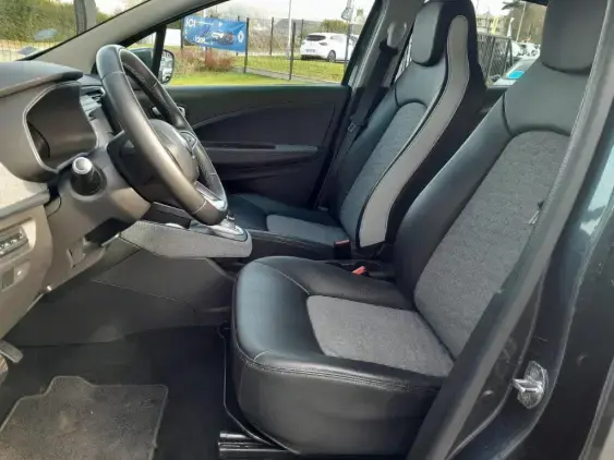 RENAULT ZOE - voiture d'occasion - Photo 16