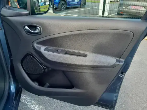 RENAULT ZOE - voiture d'occasion - Photo 18