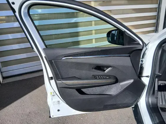 RENAULT SCENIC V ELECTRIQUE - voiture d'occasion - Photo 18