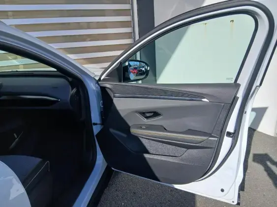 RENAULT SCENIC V ELECTRIQUE - voiture d'occasion - Photo 19