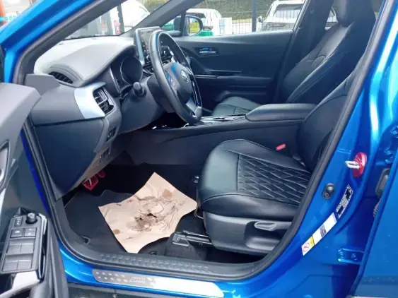 TOYOTA C-HR - voiture d'occasion - Photo 17