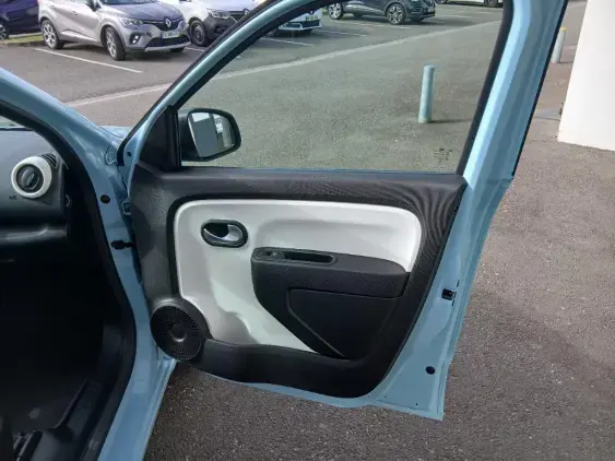RENAULT TWINGO III - voiture d'occasion - Photo 17