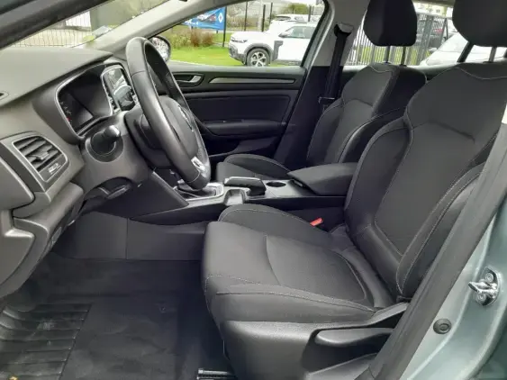 RENAULT MEGANE IV - voiture d'occasion - Photo 16