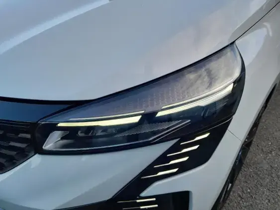 RENAULT CLIO V - voiture d'occasion - Photo 19