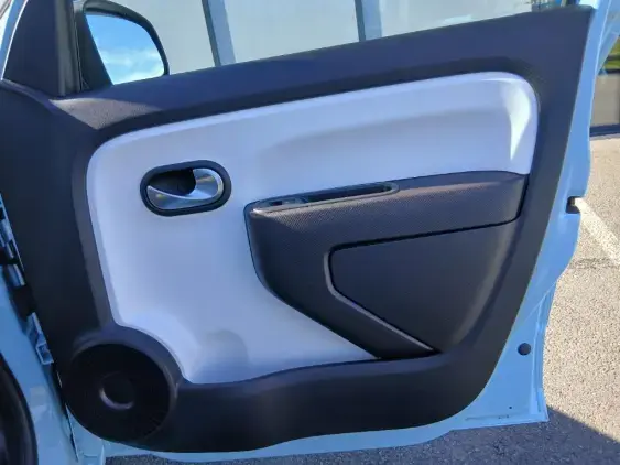 RENAULT TWINGO ELECTRIQUE III - voiture d'occasion - Photo 17