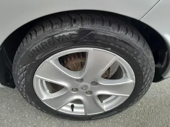 RENAULT CLIO IV - voiture d'occasion - Photo 21